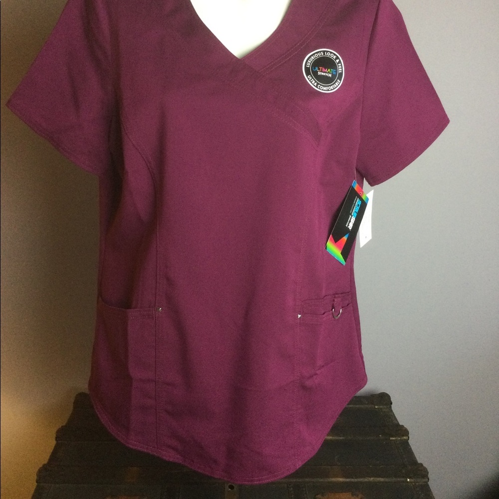NWT SCRUBSTAR WOMENS STRETCH V-NECK PREMIUM MOCK WRAP TOP  WINE
